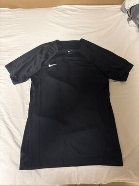 Nike Strike III Jersey Size Small NWT